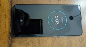 Mint
													Motorola Edge (2022) - Unlocked, Gray, 256 GB, 8 GB, photo 4 of 12