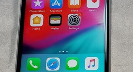 Good
													Apple iPhone 6S - AT&T, Grey, 64 GB, A1633, photo 1 of 8