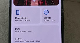 Good
													Motorola Razr (2024) - Unlocked, Gray, 256 GB, 8 GB, photo 4 of 7