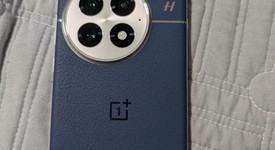 Mint
													OnePlus 13 - Unlocked, Midnight Ocean, 512 GB, 16 GB, photo 2 of 7