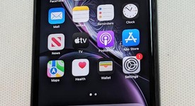 Good
													Apple iPhone Xr - Xfinity, Black, 128 GB, A1984, photo 1 of 4