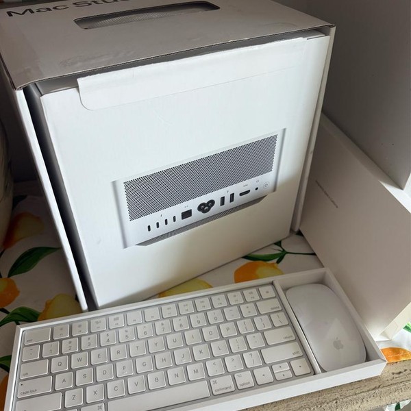 Mac Studio 2022 - 512 GB, 32 GB, Apple M1 Max, 24 Core GPU