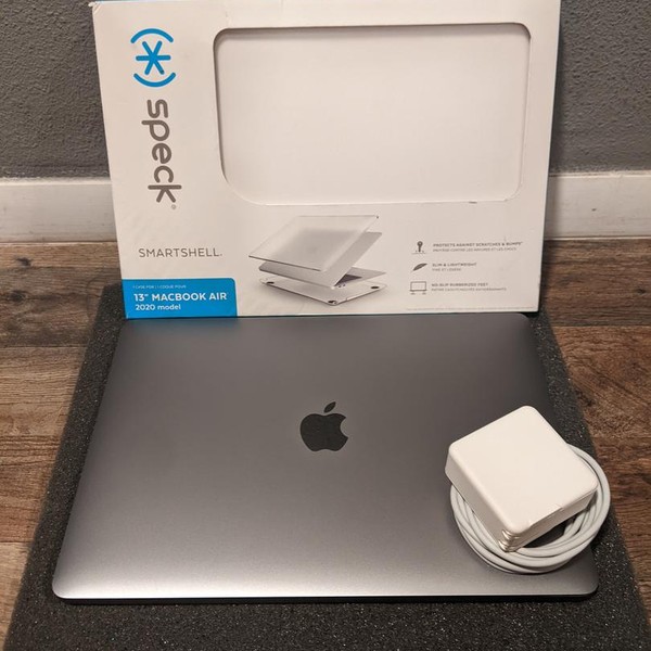 MacBook Air 2020 - 13 inch - 256 GB, Gray, 8 GB, Apple M1