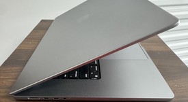 Good
													MacBook Pro 2021 - 16" - Apple M1 Pro 10-core, Gray, 512 GB, 32 GB, photo 2 of 9