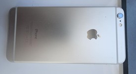 Good
													Apple iPhone 6 Plus - Unlocked, Silver, 64 GB, A1522, photo 3 of 7