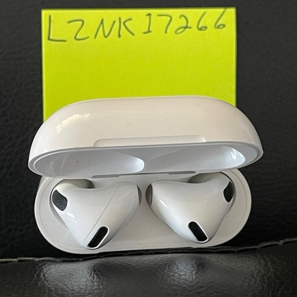 Apple AirPods 4th Gen - Active Noise Cancellation