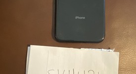 Fair
													Apple iPhone Xr - AT&T, Black, 64 GB, A1984, photo 2 of 8