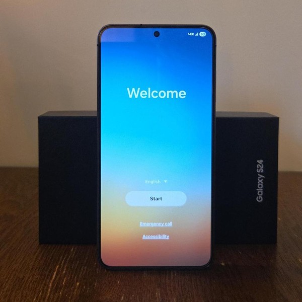 Samsung Galaxy S24 - Verizon, 128 GB, Black, 8 GB, SM-S921U