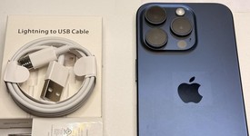 Good
													Apple iPhone 15 Pro - Unlocked, Blue, 128 GB, A2848, photo 4 of 4