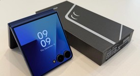 Good
													Samsung Galaxy Z Flip7 - Unlocked, Blue Shadow, 512 GB, 12 GB, SM-F766U1, photo 3 of 13