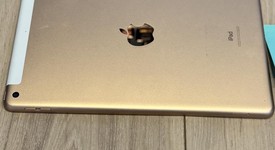 Good
													Apple iPad 8th Gen - Unlocked, Gold, 32 GB, A2428, photo 6 of 6