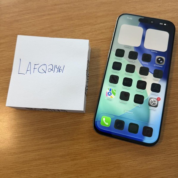 Apple iPhone 16 Pro Max - Unlocked, 256 GB, Natural, A3084