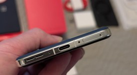 Mint
													OnePlus 13 - Unlocked, Midnight Ocean, 512 GB, 16 GB, photo 5 of 8