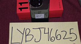 Mint
													OnePlus 11 - Unlocked, Green, 256 GB, 16 GB, CPH2451, photo 5 of 13