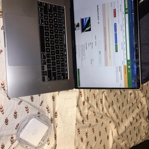 MacBook Pro 2019 - 16 inch - 1 TB, Silver, 32 GB, Intel Core i9