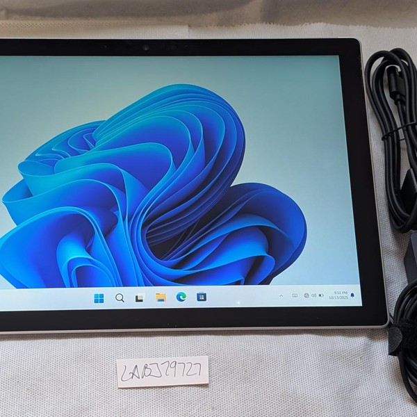 Microsoft Surface Pro 7 - 128 GB, Platinum, 8 GB, Intel Core i5