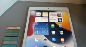 Good
													Apple iPad 8th Gen - Wi-Fi, Gold, 128 GB, A2270, photo 1 of 5