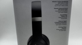 New
													Beats Solo 4 - Black, photo 4 of 4