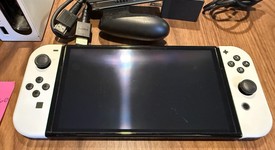 Good
													Nintendo Switch - OLED - White, 64 GB, photo 2 of 11
