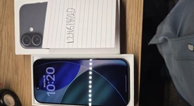 Mint
													Apple iPhone 17 - Unlocked, Black, 256 GB, A3258, photo 3 of 12