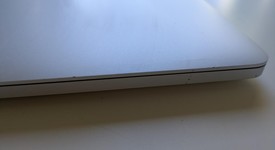 Good
													MacBook Pro 2020 - 13" - I5, Silver, 1 TB, 16 GB, photo 4 of 5