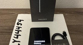 Mint
													Samsung Galaxy S25 FE - Unlocked, Icy Blue, 256 GB, SM-S731U1, photo 2 of 12