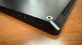 Fair
													Microsoft Surface Laptop 4 - I7, Black, 1 TB, 32 GB, 15", photo 4 of 8