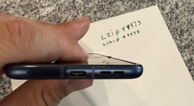 Mint
													Motorola Razr (2025) - Unlocked, Blue, 256 GB, 8 GB, photo 4 of 10