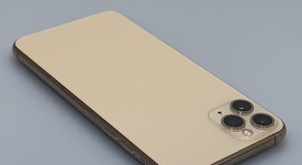 Good
													Apple iPhone 11 Pro Max - Cricket, Gold, 64 GB, A2161, photo 3 of 6