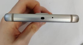 Good
													Samsung Galaxy S6 - T-Mobile, Gold, 32 GB, SM-G920T, photo 2 of 7