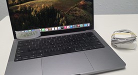 Good
													MacBook Pro Late 2023 (M3) - 14" - Apple M3, Gray, 512 GB, 8 GB, 10-core GPU, photo 1 of 12