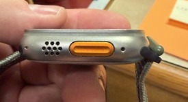 Mint
													Apple Watch Ultra 49mm - Unlocked, Titanium, A2622, photo 5 of 10
