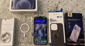 Mint
													Apple iPhone 16 Pro Max - Unlocked, Black, 256 GB, A3084, photo 3 of 8