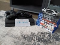 PlayStation 4 Slim