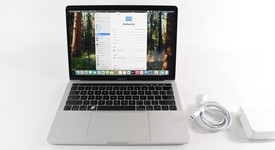 Fair
													MacBook Pro 2019 - 13" - I5, Silver, 256 GB, 8 GB, photo 3 of 11