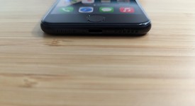 Good
													Apple iPhone SE 3rd Gen 2022 - Unlocked, Midnight, 128 GB, A2595, photo 4 of 14
