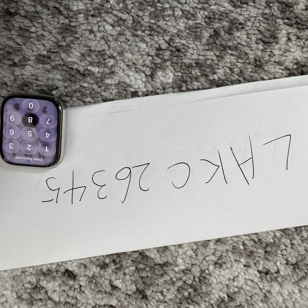 Apple Watch Series 8 45mm - Unlocked, Silver, A2774 - Cellular, Stainless