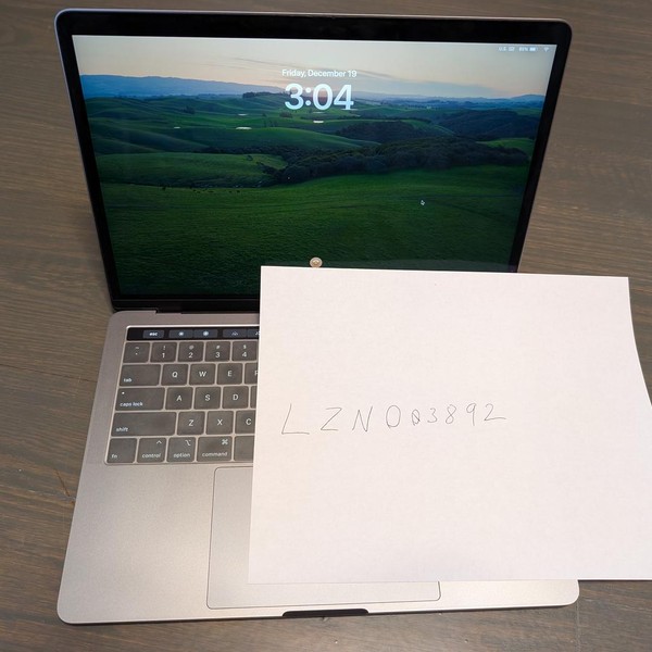 MacBook Pro 2018 (With Touch Bar) - 13 inch - I5, Gray, 512 GB, 16 GB