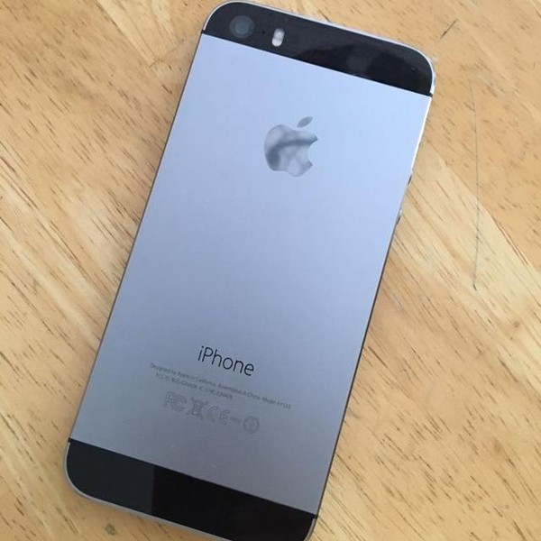 Apple iPhone SE 1st Gen 2016 - AT&T, 16 GB, Grey, A1662