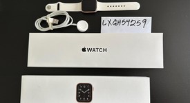 Good
													Apple Watch SE 1st Gen 40mm - Unlocked, Gold, A2353 - Cellular, Aluminum, photo 1 of 7
