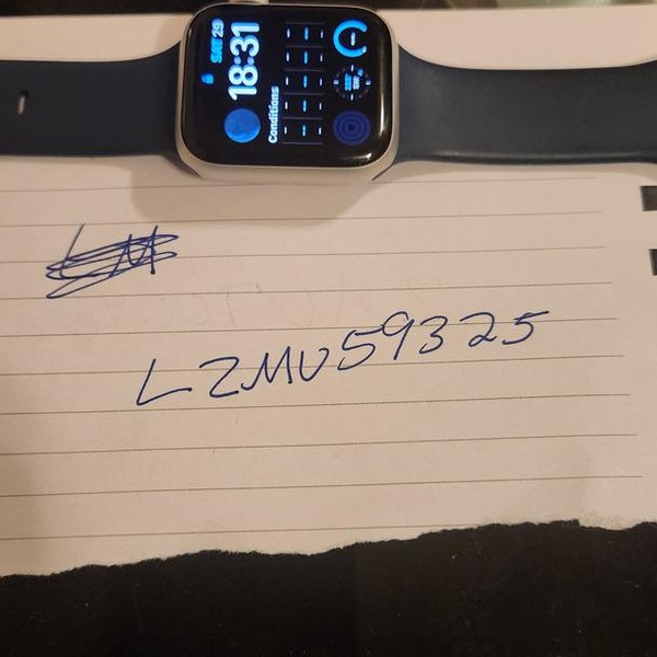 Apple Watch SE 2nd Gen 40mm - Midnight, A2722 - GPS, Nike