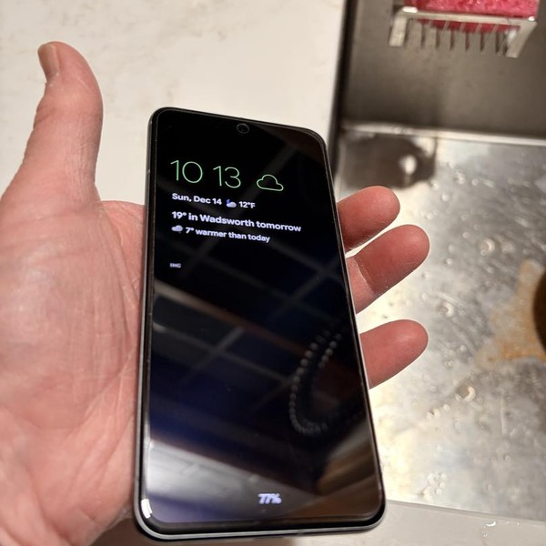 Google Pixel 8 - Verizon, 128 GB, Hazel, 8 GB, GKWS6, mmWave 5G