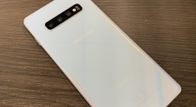 Mint
													Samsung Galaxy S10 Plus - AT&T, Ceramic White, 512 GB, 8 GB, SM-G975U, photo 2 of 4