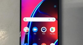 Mint
													Moto G Stylus (2022) - Unlocked, Navy Blue, 128 GB, 6 GB, photo 2 of 11