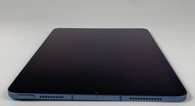 Good
													Apple iPad Air 5th Gen - Wi-Fi, Blue, 64 GB, A2588, photo 4 of 7