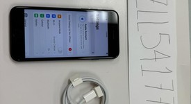 Mint
													Apple iPhone SE 3rd Gen 2022 - Unlocked, Midnight, 64 GB, A2595, photo 5 of 7