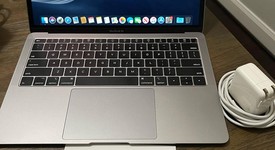 Fair
													MacBook Air 2018 - 13" - I5, Silver, 256 GB, 8 GB, photo 3 of 7