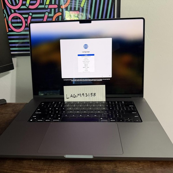 MacBook Pro 2023 - 16 inch - 512 GB, Gray, 16 GB, Apple M2 Pro 12-core