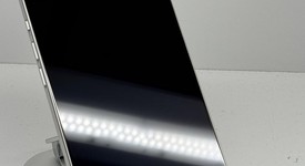 Mint
													Apple iPhone 16 Pro Max - Unlocked, White, 256 GB, A3084, photo 4 of 4