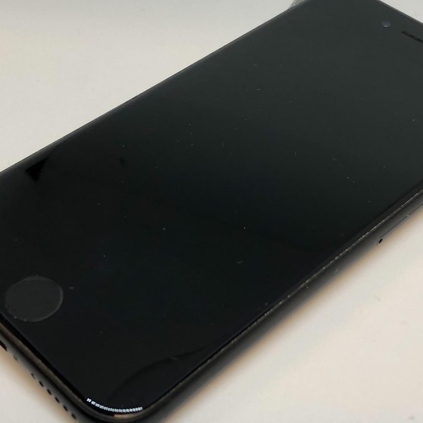 Apple iPhone SE 2nd Gen 2020 - Unlocked, 64 GB, Black, A2275